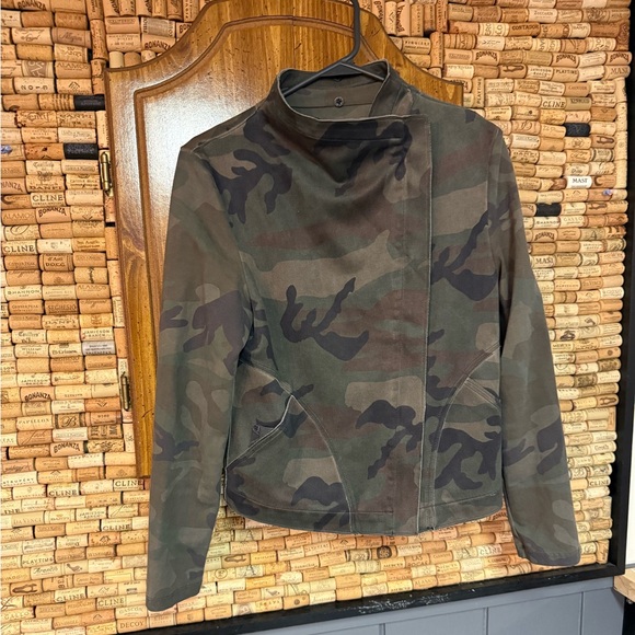 Anthropologie Jackets & Blazers - Marrakech Anthropologie Monica Camo Moto Jacket Sz M